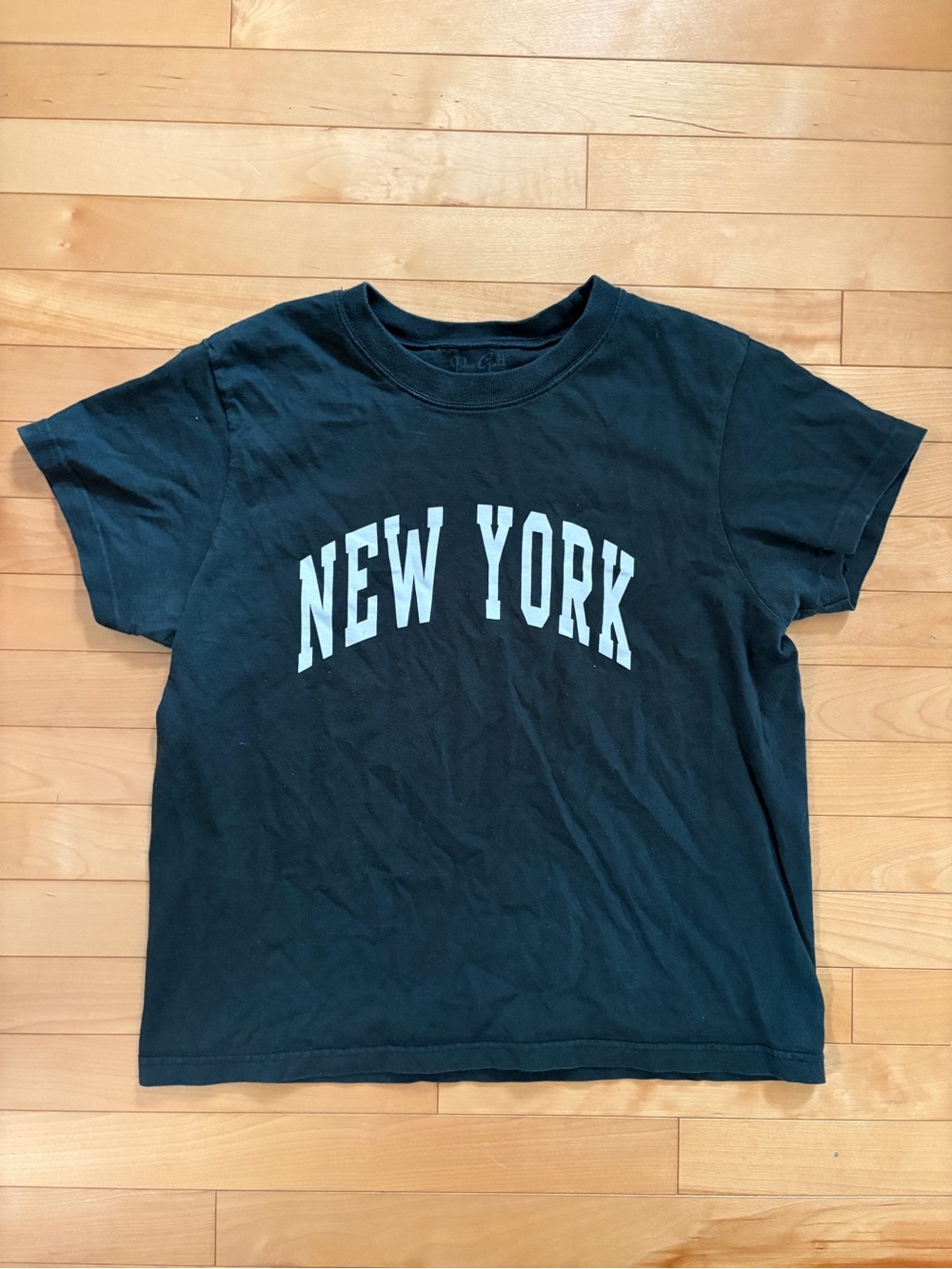 Brandy Melville Dark Green “New York” Graphic Tee - Like New